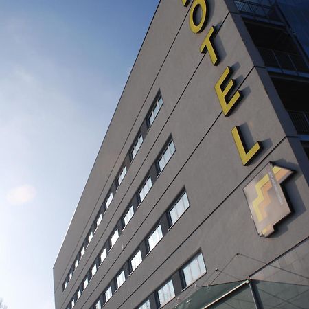 Hotel Capital Rovigo Esterno foto