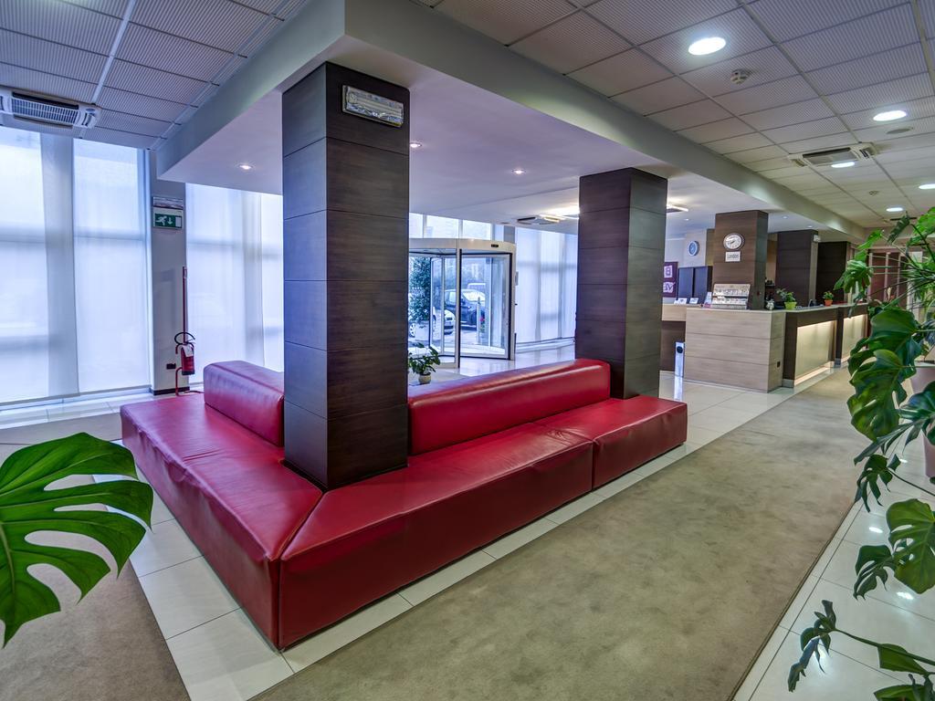 Hotel Capital Rovigo Esterno foto